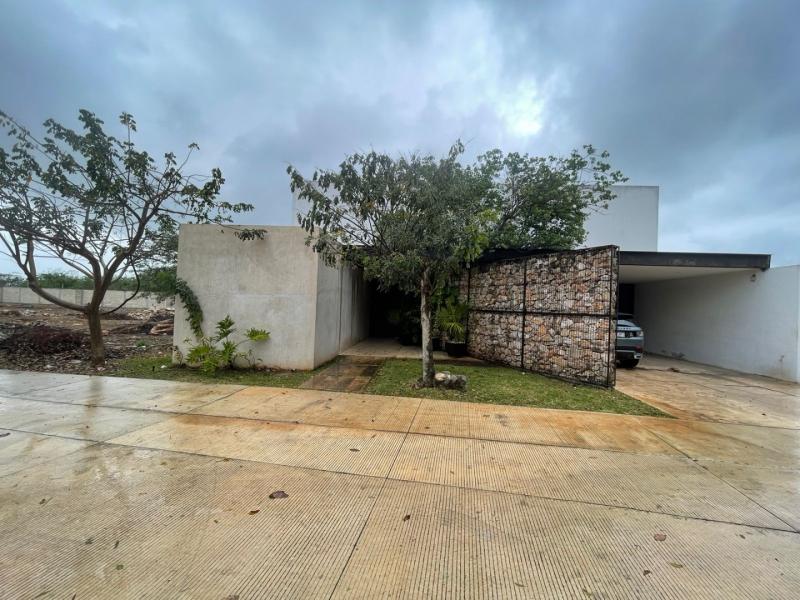 VENTA DE CASA EN PRIVADA NUKTAL